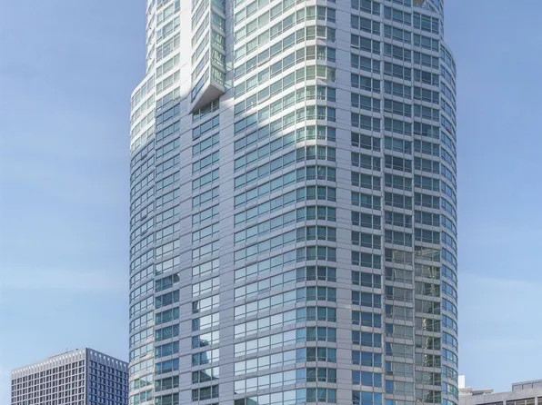 1111 Pender St #3705, Vancouver, BC V6E 2L2