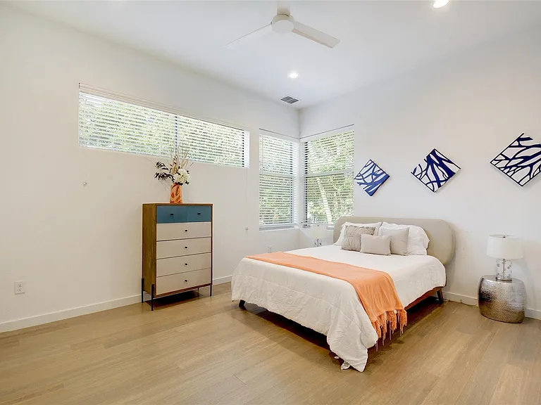 3110 Clawson Rd — Photo 14