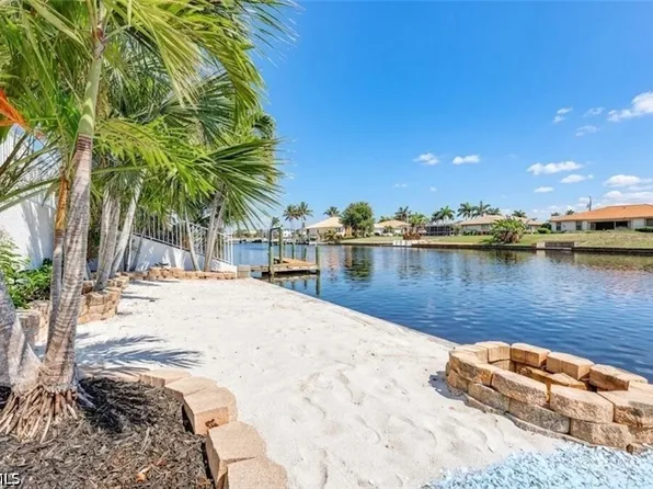 920 E Archer Pkwy, Cape Coral, FL 33904