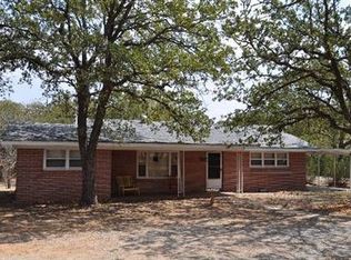 282338 Croy Rd, Comanche, OK 73529