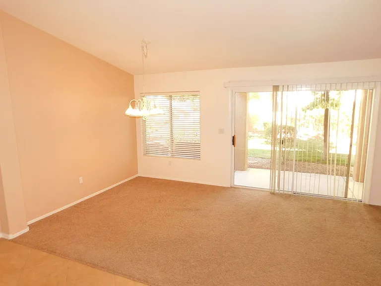 2517 Banora Point Dr — Photo 5