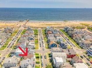 19 Webb Ave #1E, Ocean Grove, NJ 07756
