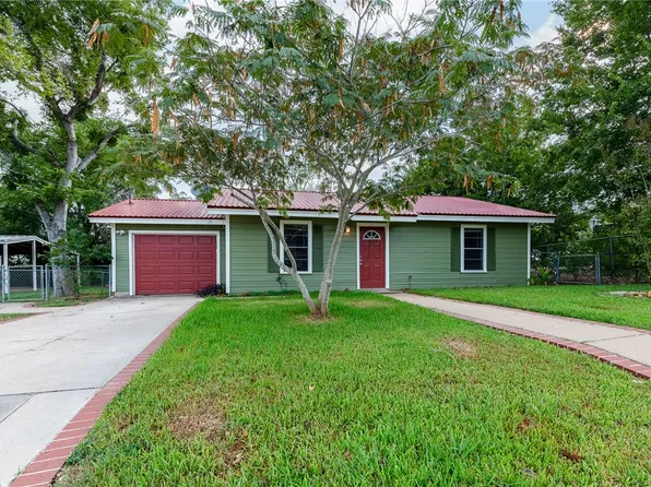 103 S Porter St, Caldwell, TX 77836