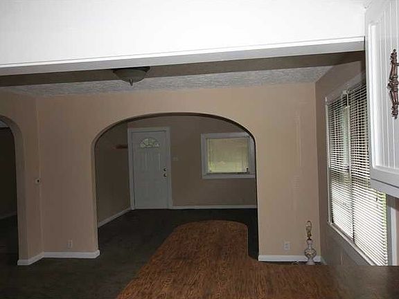 5th image of 2510 S East St