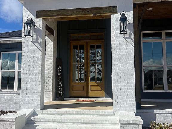 4th image of 2410 Timber Ln