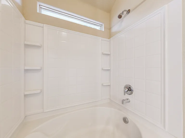 5140 Grayson Ridge Dr — Photo 4
