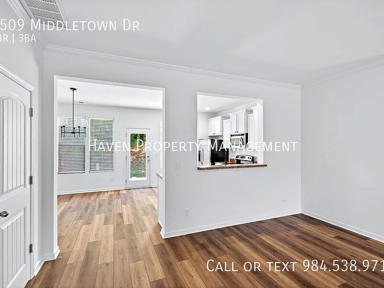 4509 Middletown Dr — Photo 10