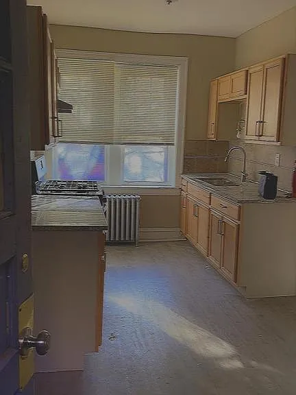 7759 S Kingston Ave — Photo 2