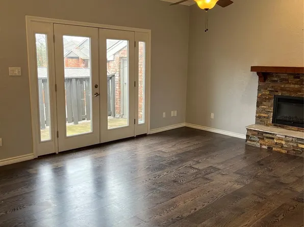 411 Pebble Way APT 247, Arlington, TX 76006