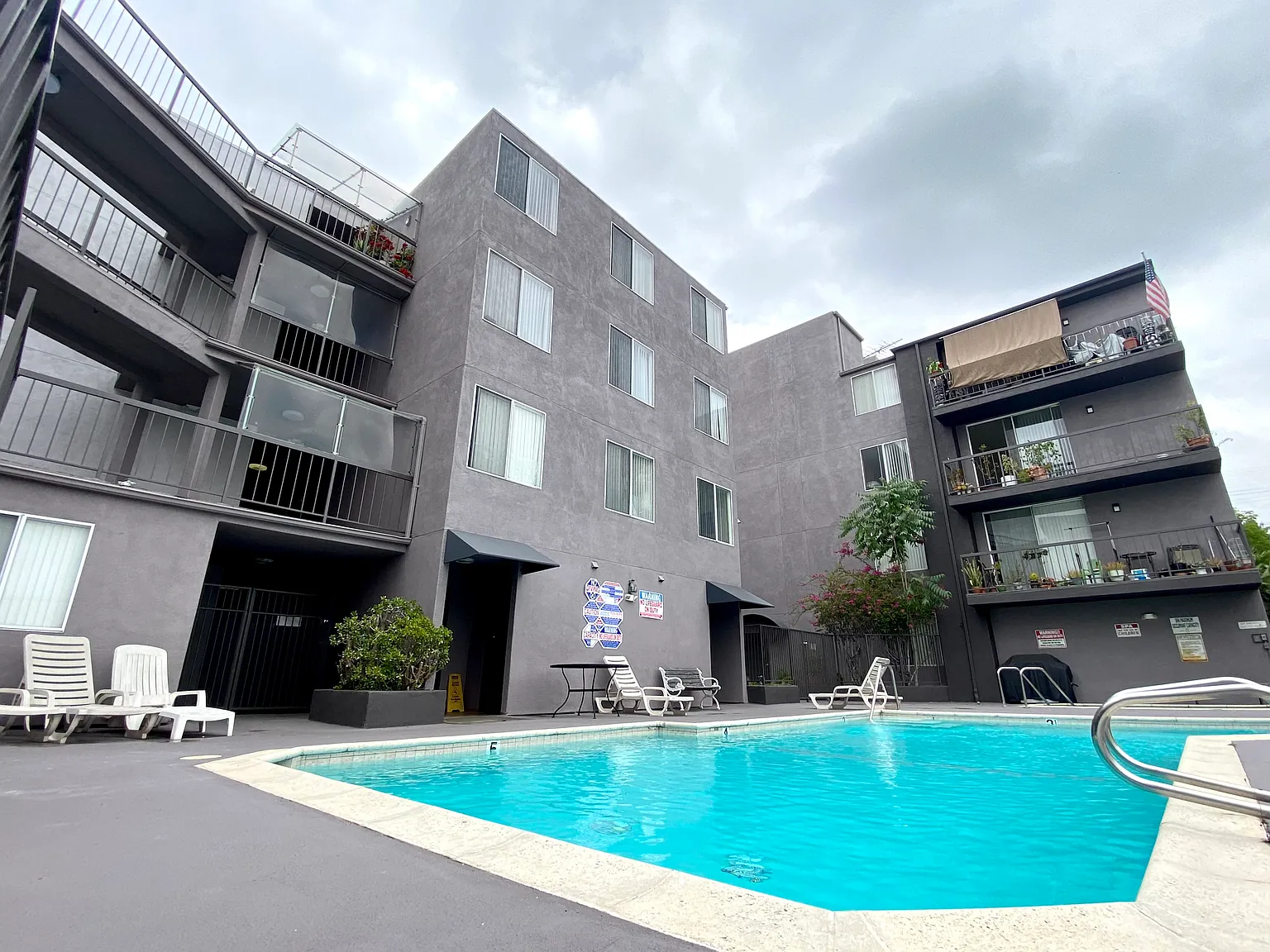 2 bed, $2,375 — Photo 2