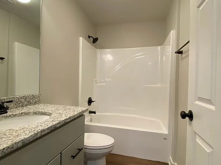 6228 Burbank Crossing Loop — Photo 39