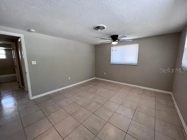 424 Vannell St — Photo 12