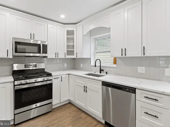 1903 S Alder St, Philadelphia, PA 19148