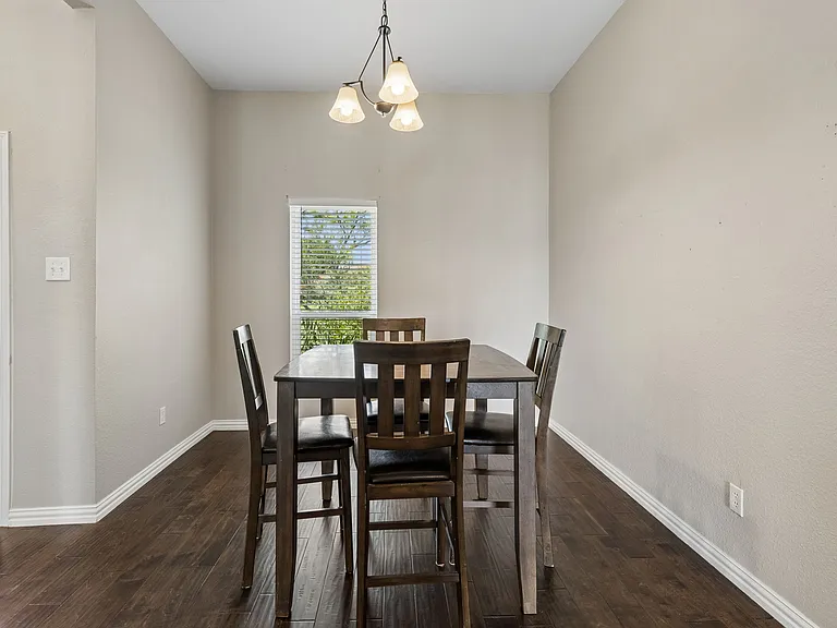 332 Hardwicke Ln — Photo 12