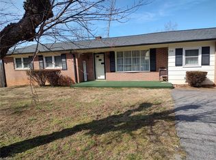 210 Grinton Ave, Wilkesboro, NC 28697