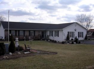 232 Larian Dr, Bunker Hill, WV 25413