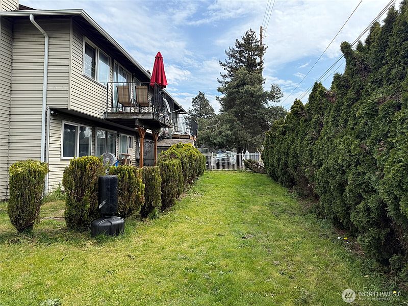 4th image of 3020 S 216th Street #J
