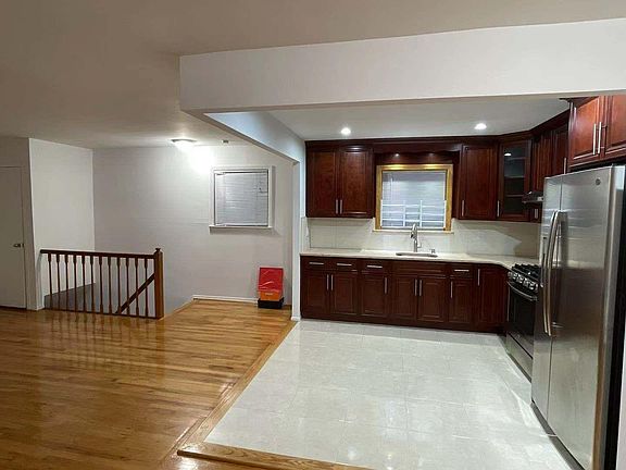 2nd image of 14453 26th Ave #2