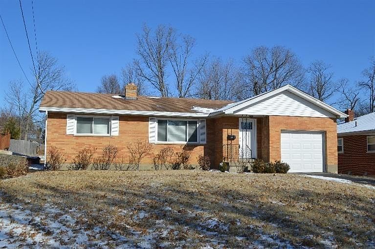 1st image of 32 Wallace Ave