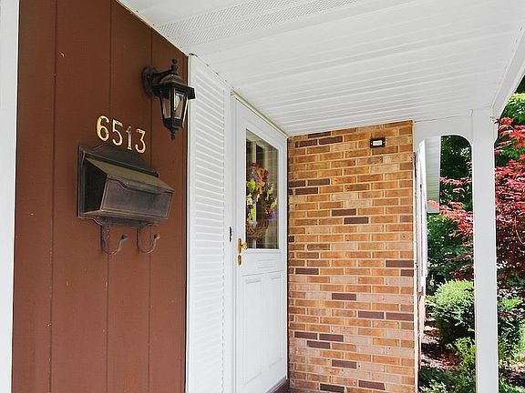 2nd image of 6513 N Brookwood Ln