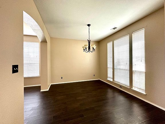 3rd image of 6100 Oldham Dr