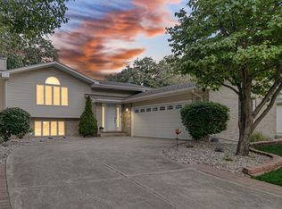 1744 W Oak St, Griffith, IN 46319