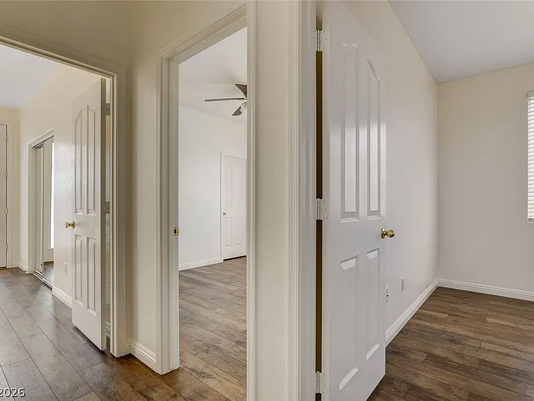 10261 Bentley Oaks Ave — Photo 29