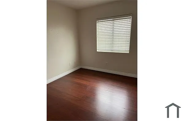 Building Photo - 3621 La Scala Ct
