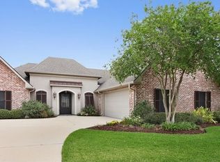 318 Lac Calcasieu Dr, Luling, LA 70070
