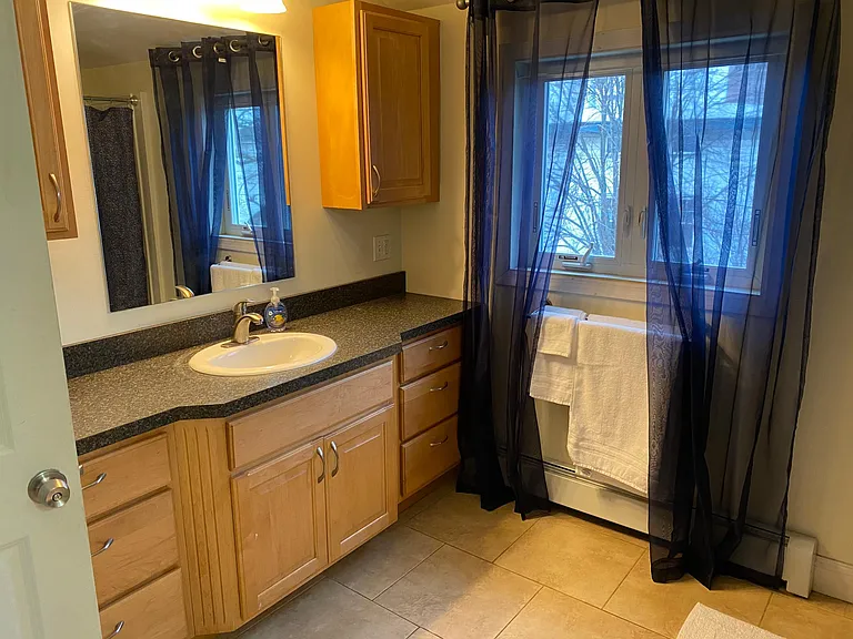 57 Pearl St #3 — Photo 9