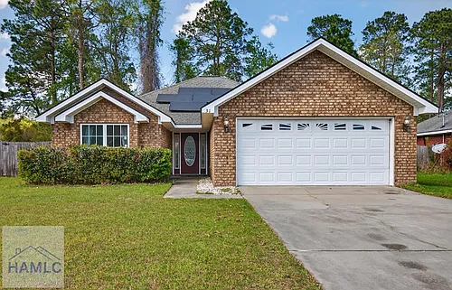31 Idus Ln Photo 1