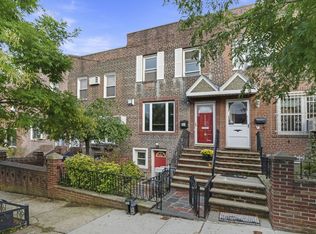 2017 27th St, Astoria, NY 11105