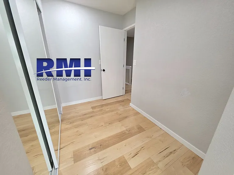 500 N National Ave #28 — Photo 10