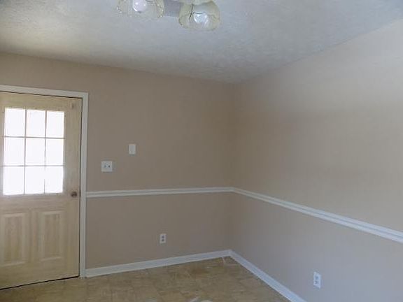 3rd image of 313 Holston Terrace Dr