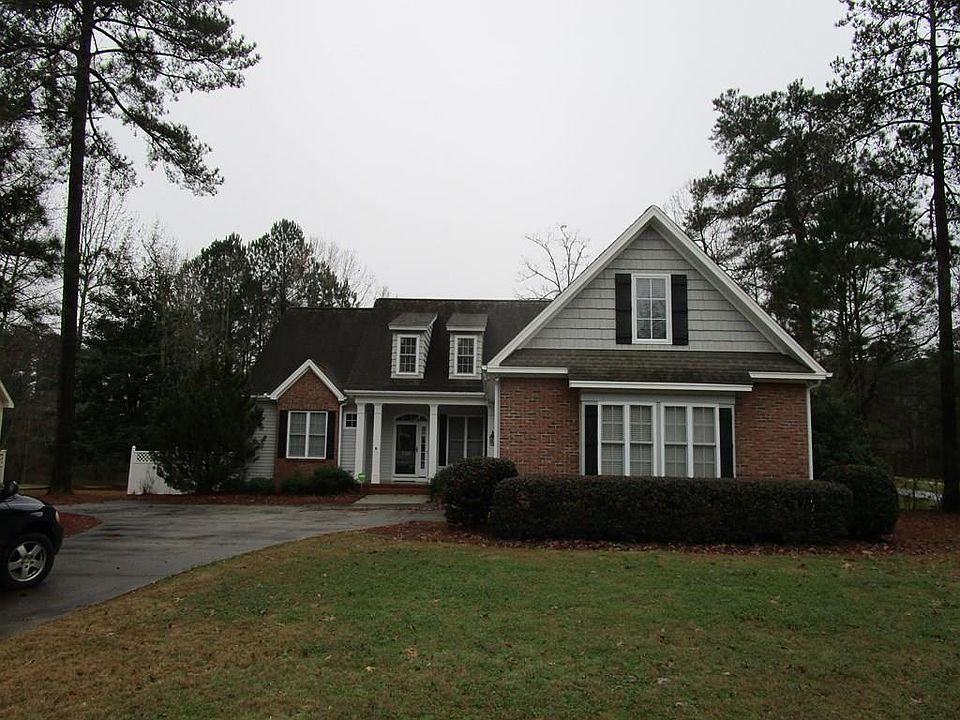 1st image of 102 Tifton Dr E