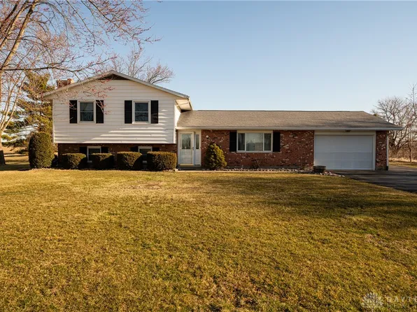 11501 Steck Rd, Brookville, OH 45309