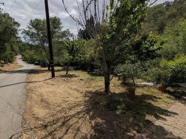 4576 Paul Sweet Rd, Santa Cruz, CA 95065