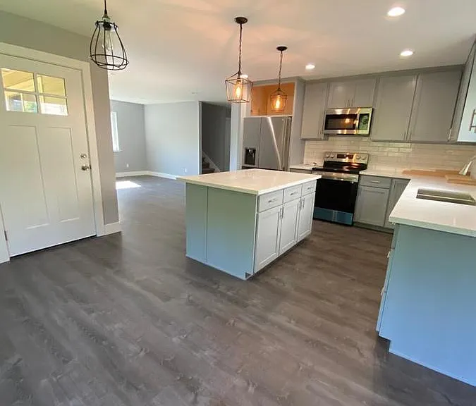4245 Sequoia Loop — Photo 3