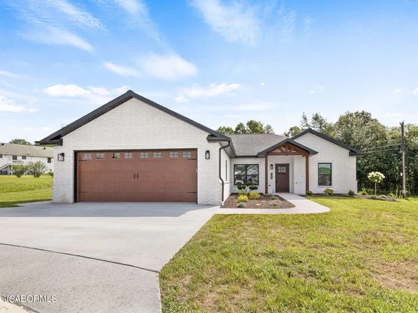 703 Quail Hollow Dr, California, MO 65018