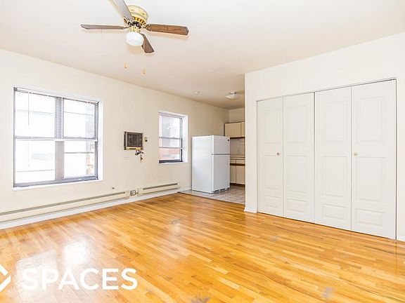 2nd image of 815 W Cornelia Ave #317SRE