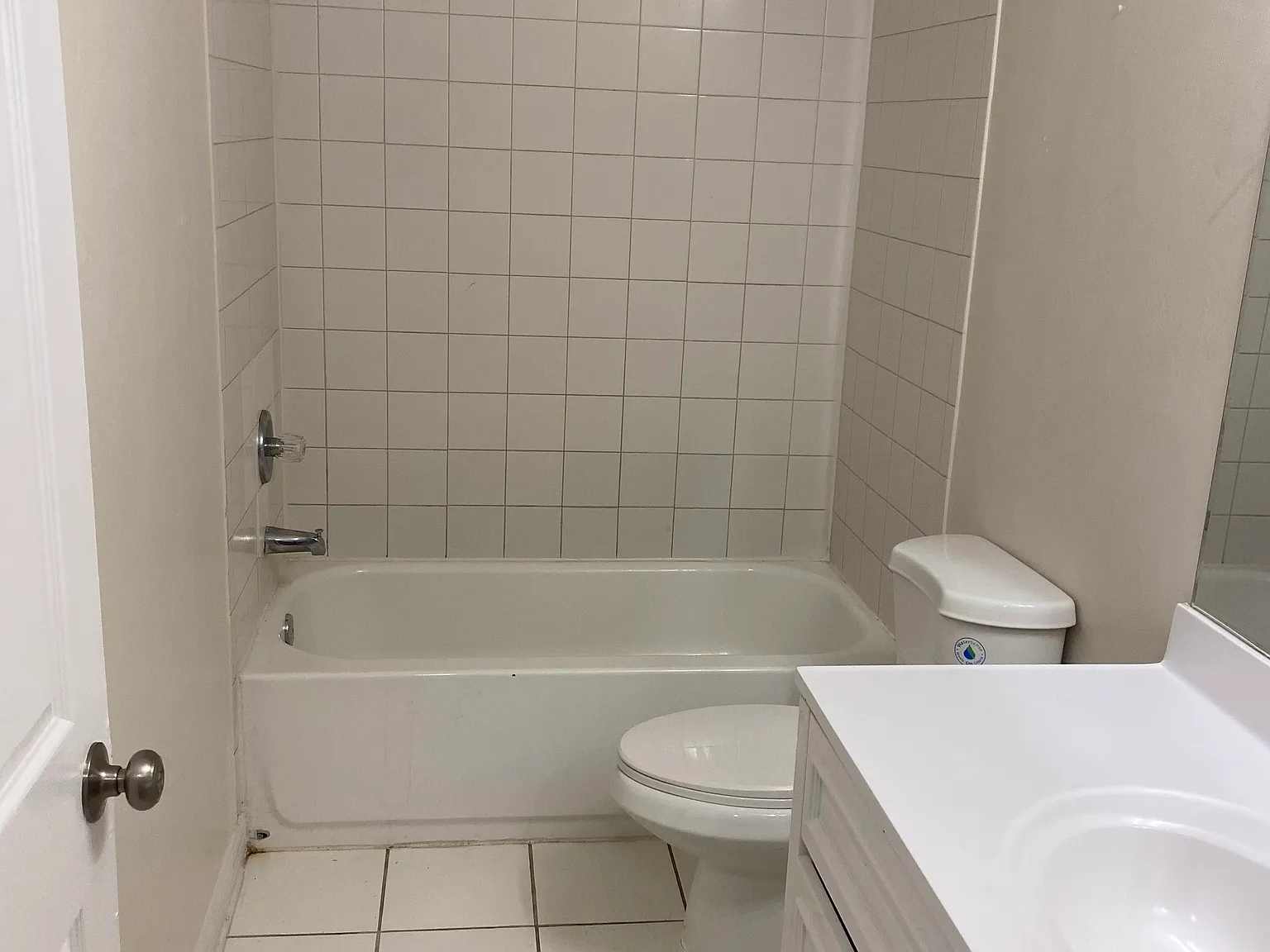 3 bed, $1,650 — Photo 3