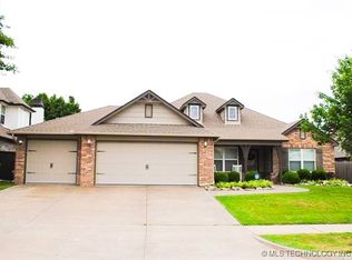 2025 E 134th St S, Bixby, OK 74008