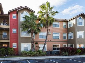 2212 Grand Cayman Ct