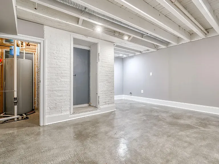 807 Light St #A — Photo 21