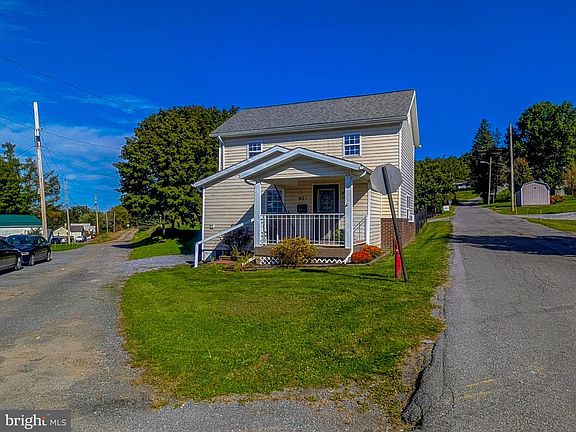4th image of 901 Donoughe St