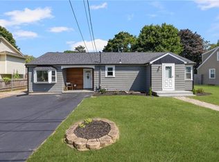 32 Oak Tree Ave, Warwick, RI 02886