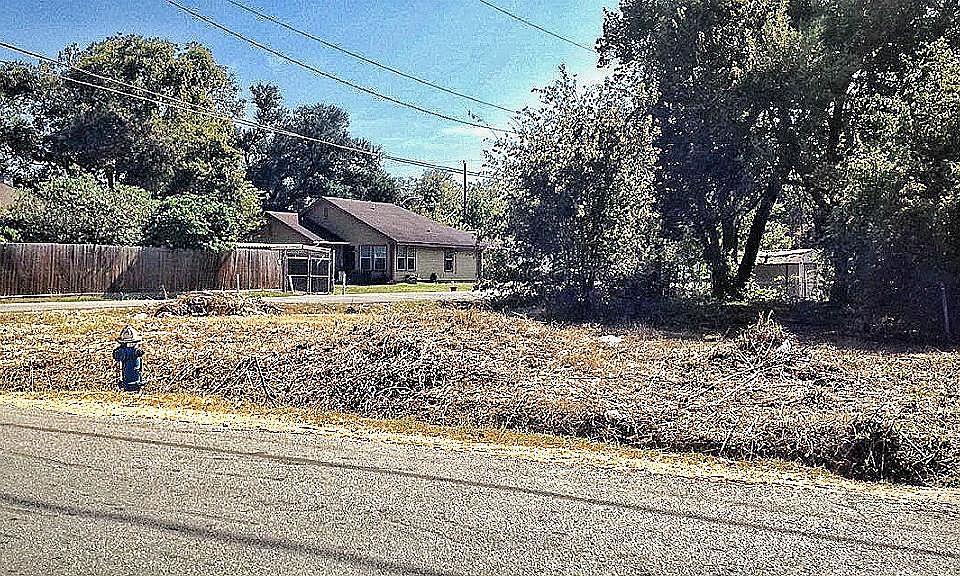 1st image of 4442 Stassen St