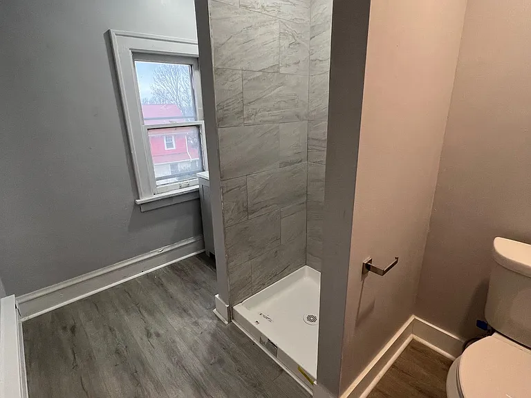 3rd floor bathrooom