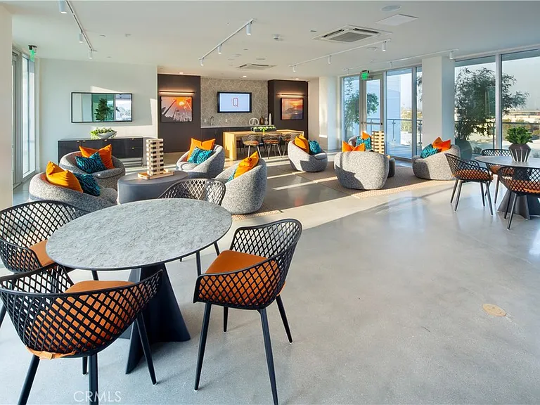 6235 Topanga Canyon Blvd #447 — Photo 13