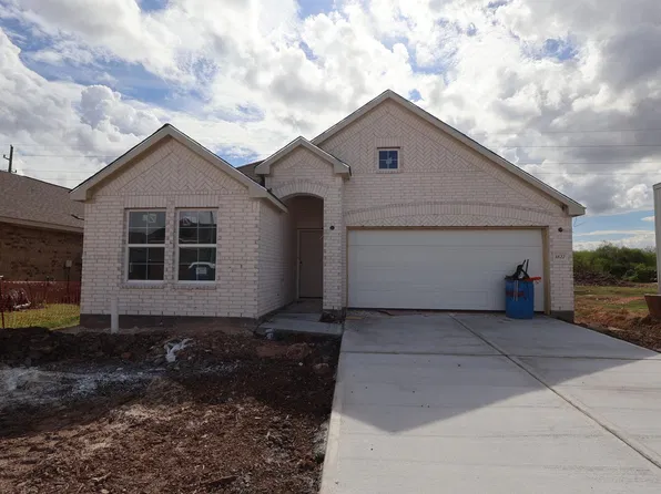 1822 Weeping Hollow Dr, Rosenberg, TX 77471